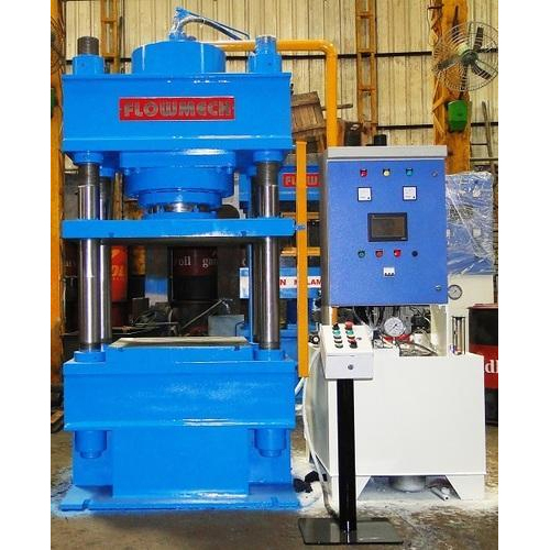 Semi Automatic Hydraulic Molding Press Machine At Best Price In New