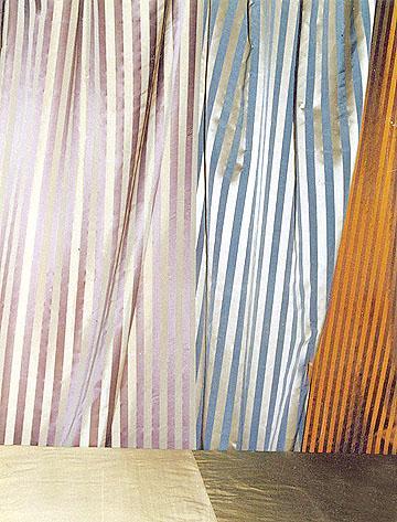 Fabric with the royal look.