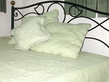 Maria Quilted Bed Cover