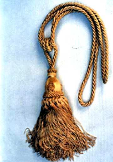 Tie Back with Small Tassels