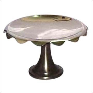 Scalloped Cake Stand