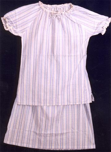 Ladies Skirt & Half Sleeve Blouse