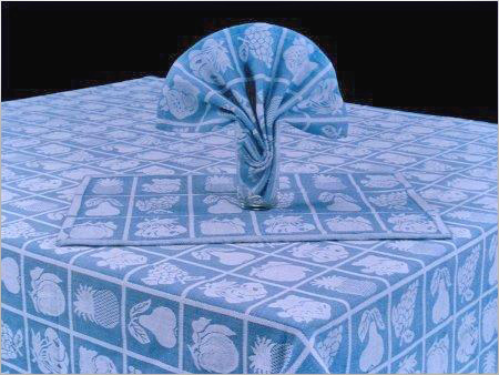 Table Cloths Place Mats & Napkins