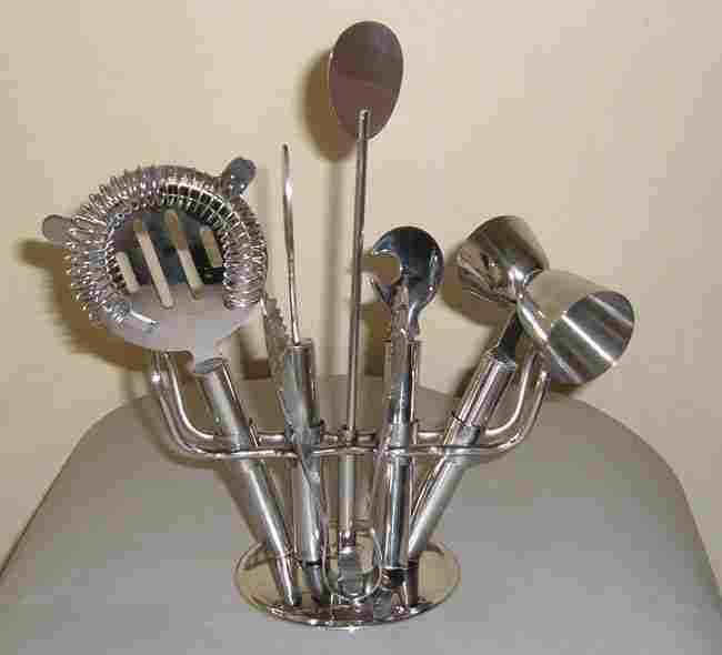 Bar accessories set