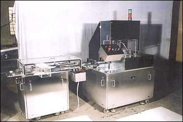 Universal Carton Collator