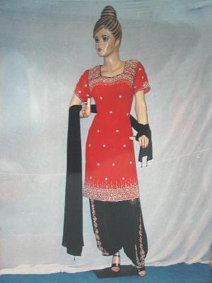 Aganee Salwar With Kameez