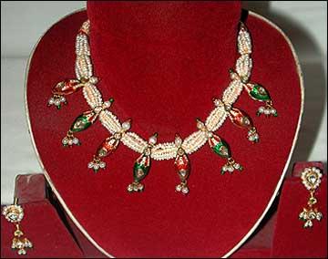 Necklace set