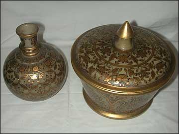 Marble Surai and Pot
