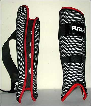 Shin Guard with Net
