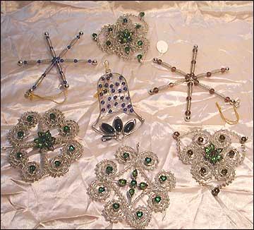 X-mas Decoratives - Metal Hanging Ornaments, Varied Sizes, Nickel Finish | Elegant Design, Durable Material, Festive Appeal