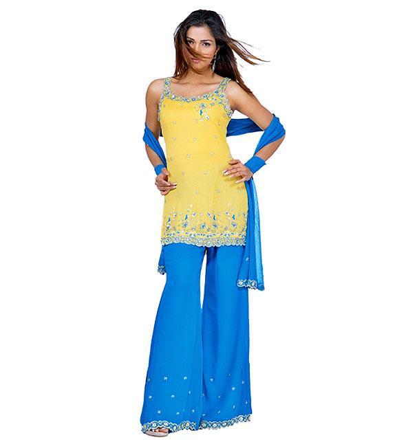 SHORT KURTI WITH BELL-BOTTOM PANT.