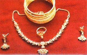 Emerald, Ruby & Diamond Set