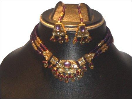 Kundan Necklace Set