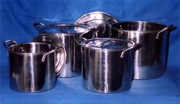 Cylindrical containers with handle