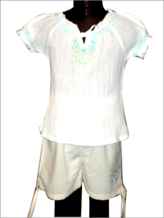 Top & Capris