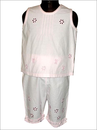 Top & Capris