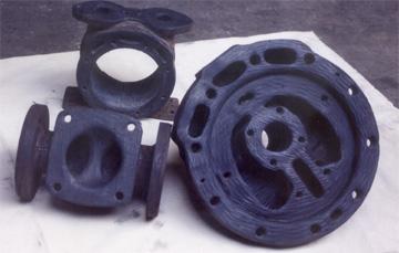 Anticorrosive and antierrosive lined vessels and fittings