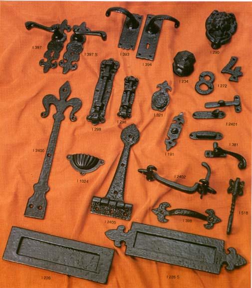 Mallaeble Iron Fittings - Malleable Iron, Variable Size, Black Finish | Durable, Corrosion-Resistant, Versatile, Reliable
