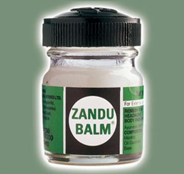 Zandu Balm - Herbal Extracts, 5x5x5cm Glass Jar | Easy Application, Muscle Relaxation, Quick Pain Relief, Natural Relief for Aches and Strains