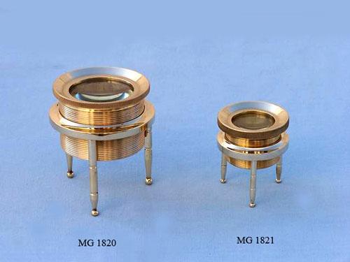 Tripod magnifiers