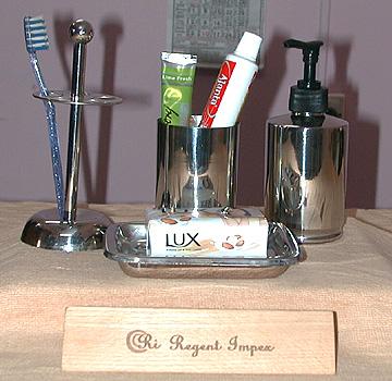 BATHROOM ACCESSORIES