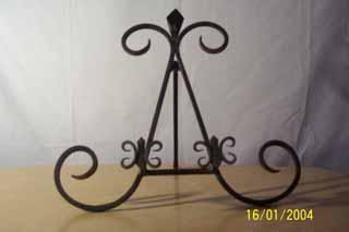 IRON PALTE STAND