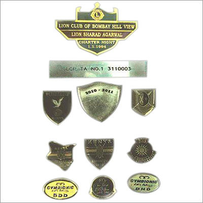 Badges, Tags