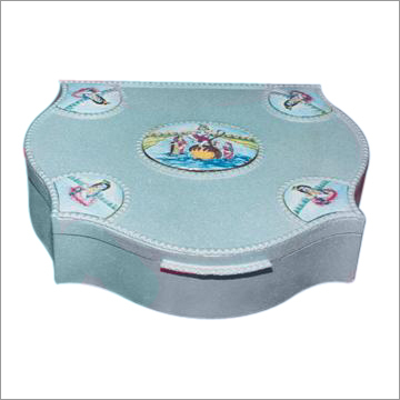 Frosted Effect Jewellery Box with 5 Pc Meena Top
