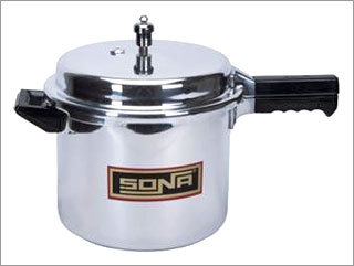 SONA ACTIVA 2.5, 3, 4, 5, 6.5, 7.5, 10, 12 Ltr. (Outer Lid Pressure Cooker with GRS)