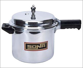 SONA MAXIMA 2.5, 3, 4, 5, 5.5, 6.5, 7.5, 9, 10, 12 (Outer Lid Pressure Cooker)