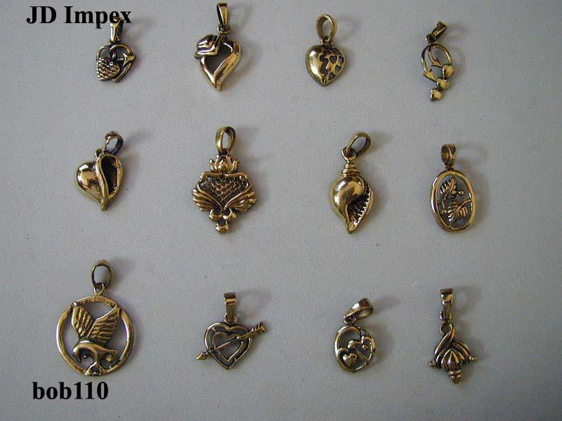 heart shaped small pendants