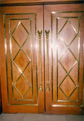 Handles in Brass with 3D concept with Decorative door fittings