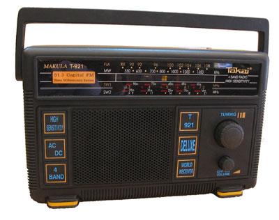 4 Cell FM Radio