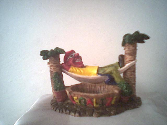 cigrette ashtray