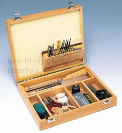 WATCHMAKING KIT