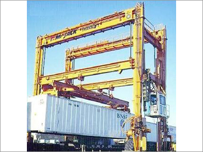 Tyred Container Crane