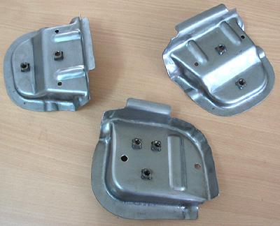 Gusset Door Hinge