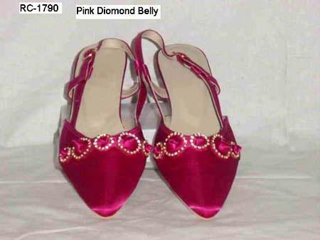 Sleepers with diamond studs