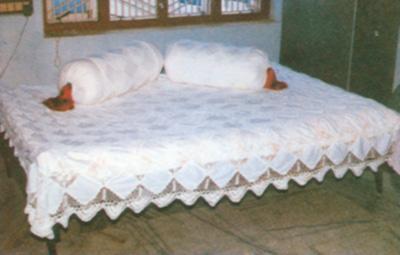 White Cloth & Lace Bedspread