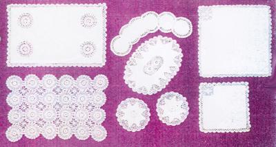 Table Set Linen & Lace