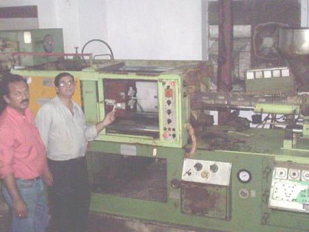 Injection Moulding Unit