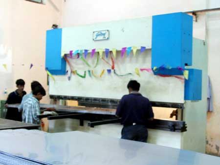 Sheet Cutting Machine