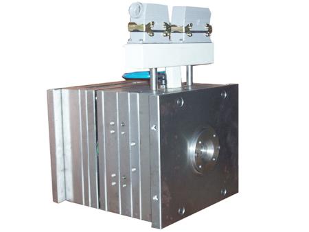 Hot runner mould for cosmetic container