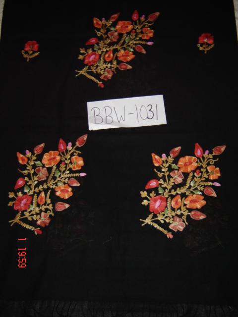 WOOL SIX FLOWER EMBRD.
