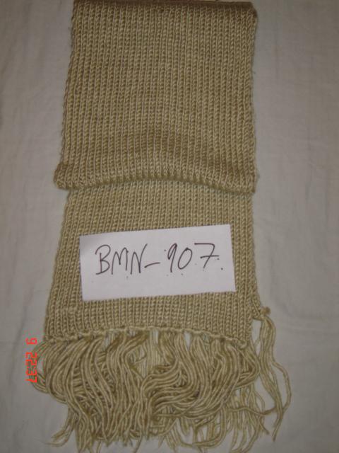 FANCY YARN MUFFLERS