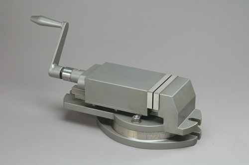 Milling Machine Vice - Swivel Base