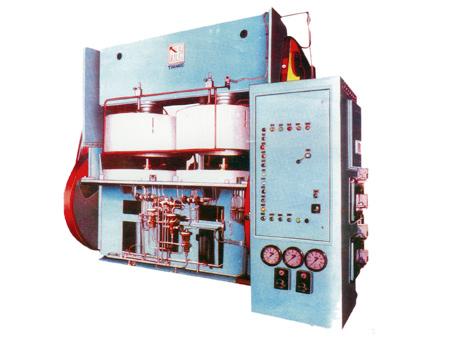 Tyre Curing Machine