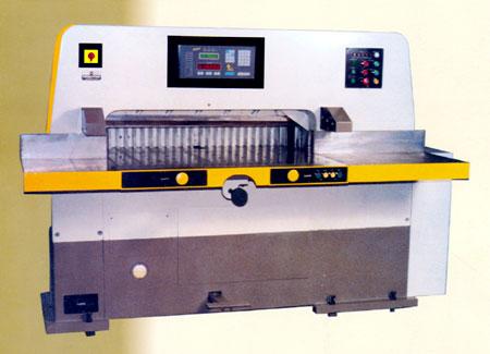 Programmatic Paper Cutting machine