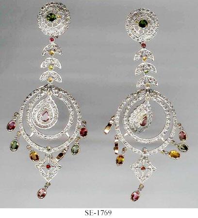 VICTORIAN JEWELLERY