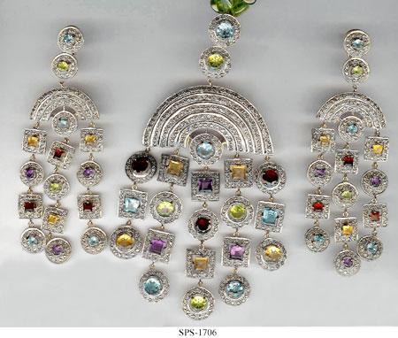 VICTORIAN JEWELLERY